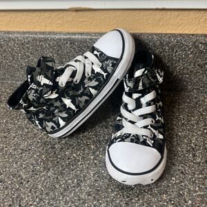 Converse All Star Infant Toddler 9 Black Canvas Sneakers Snap Hi Top Whale Print